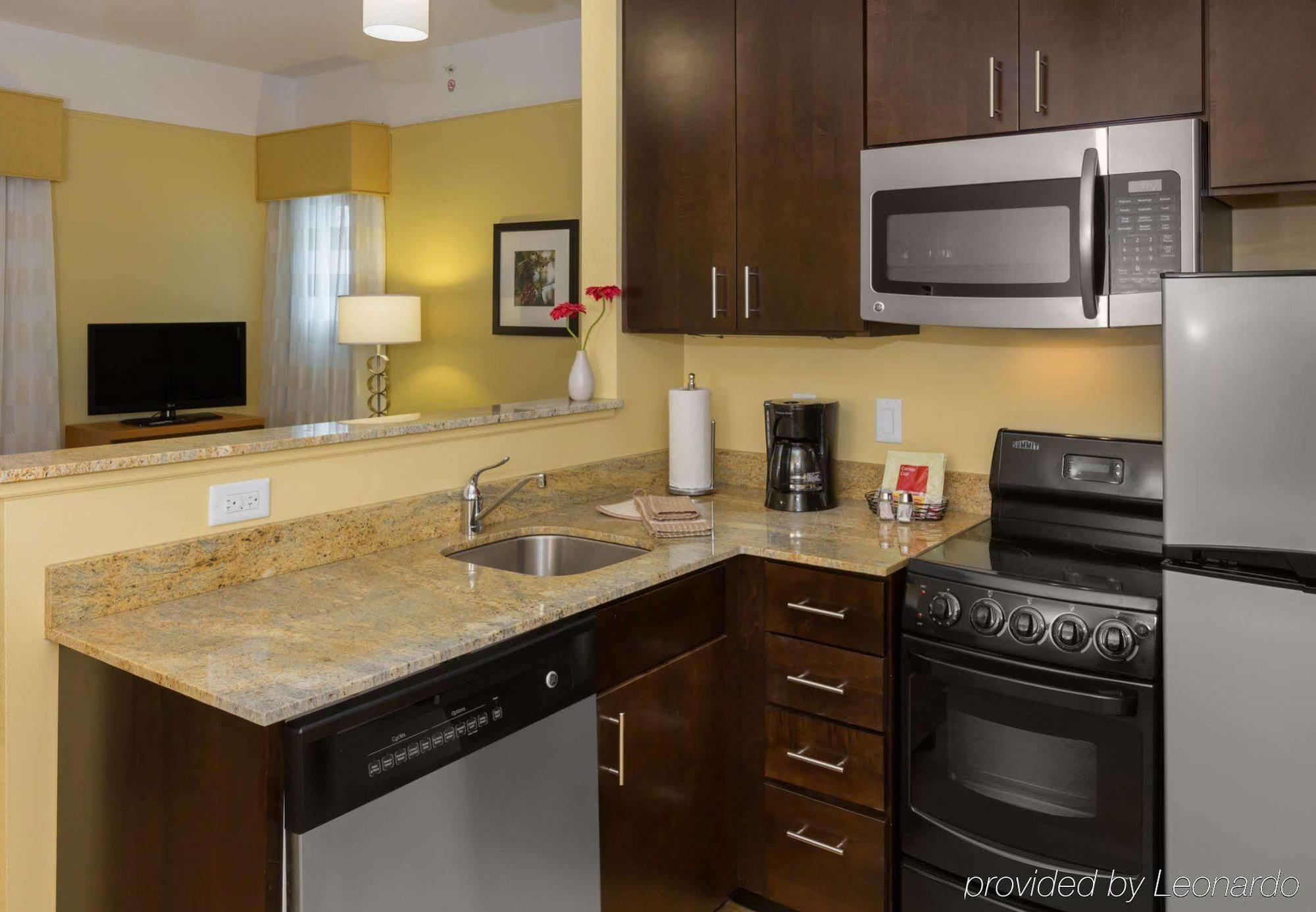 Towneplace Buffalo Airport Hotel